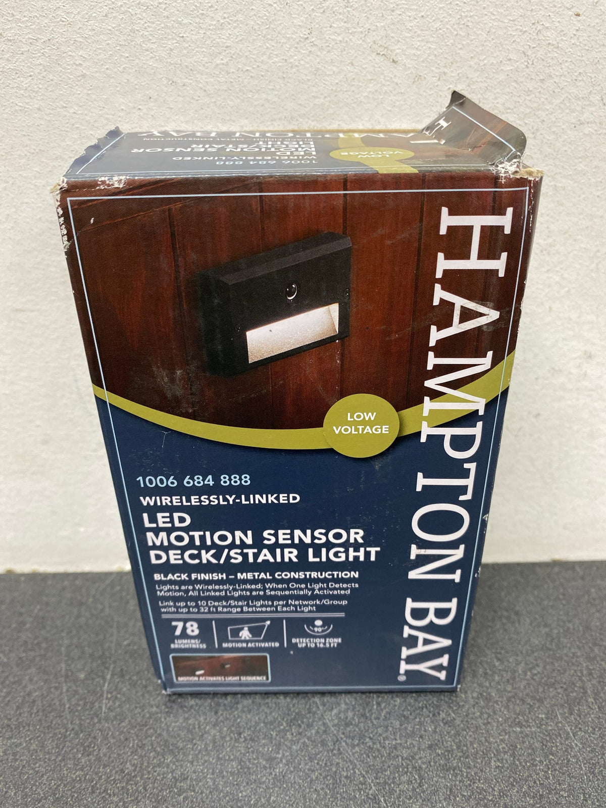 Hampton bay PNB000003-03 15-Watt Equivalent Low Voltage Black Motion Sensing Integrated LED Outdoor Stair Light with Frosted Acrylic Lens
