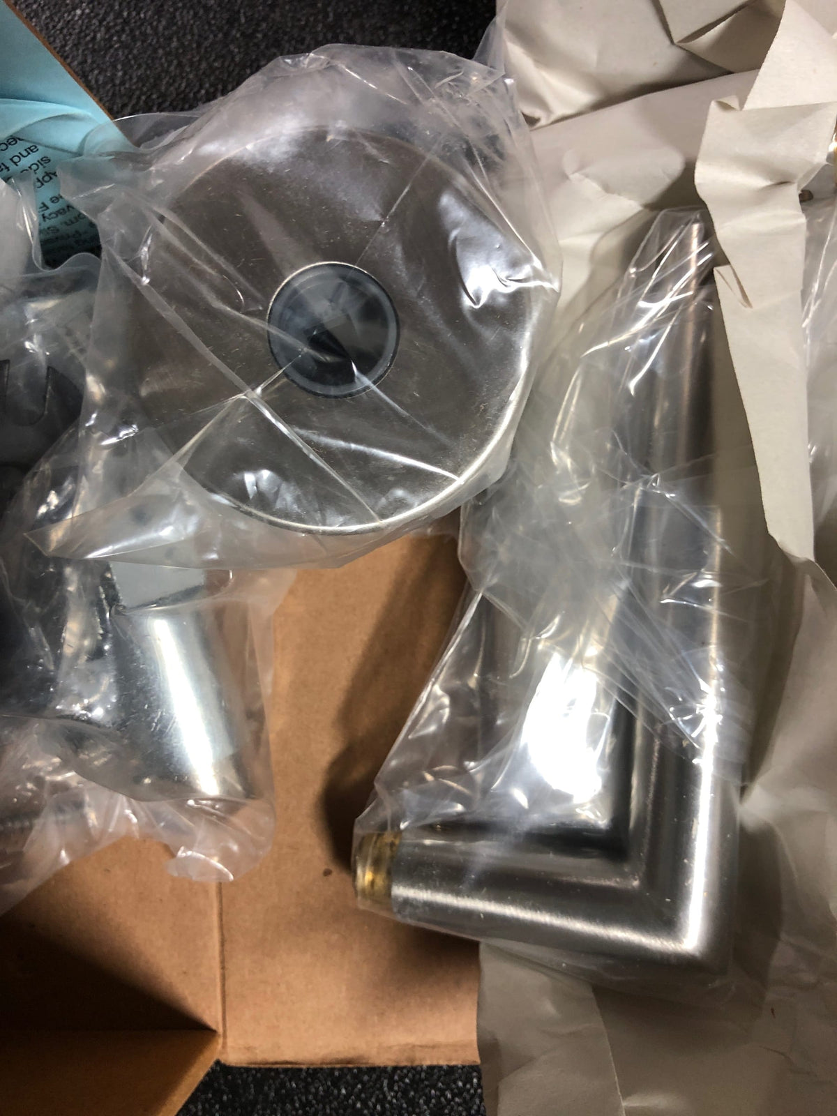 Omnia 12/234T.PA32D Stainless 12 Lever Passage with 2-3/4" Backset; T Strike Satin Stainless Steel Finish