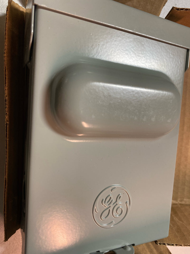Ge Disconnect Fusible 30 Amp Boxed4