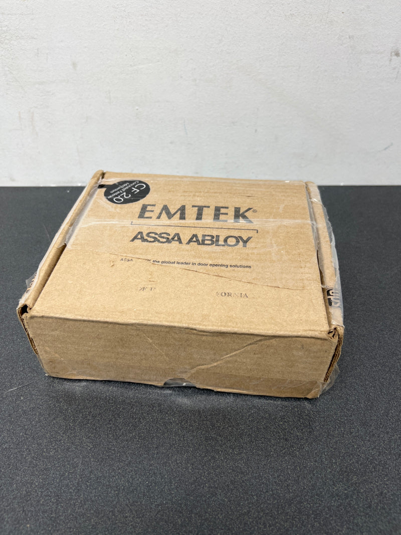 Emtek C520MDCUS4 Modern Disc Crystal Privacy Door Knobset with Brass Rosette with CF Mechanism - Satin Brass