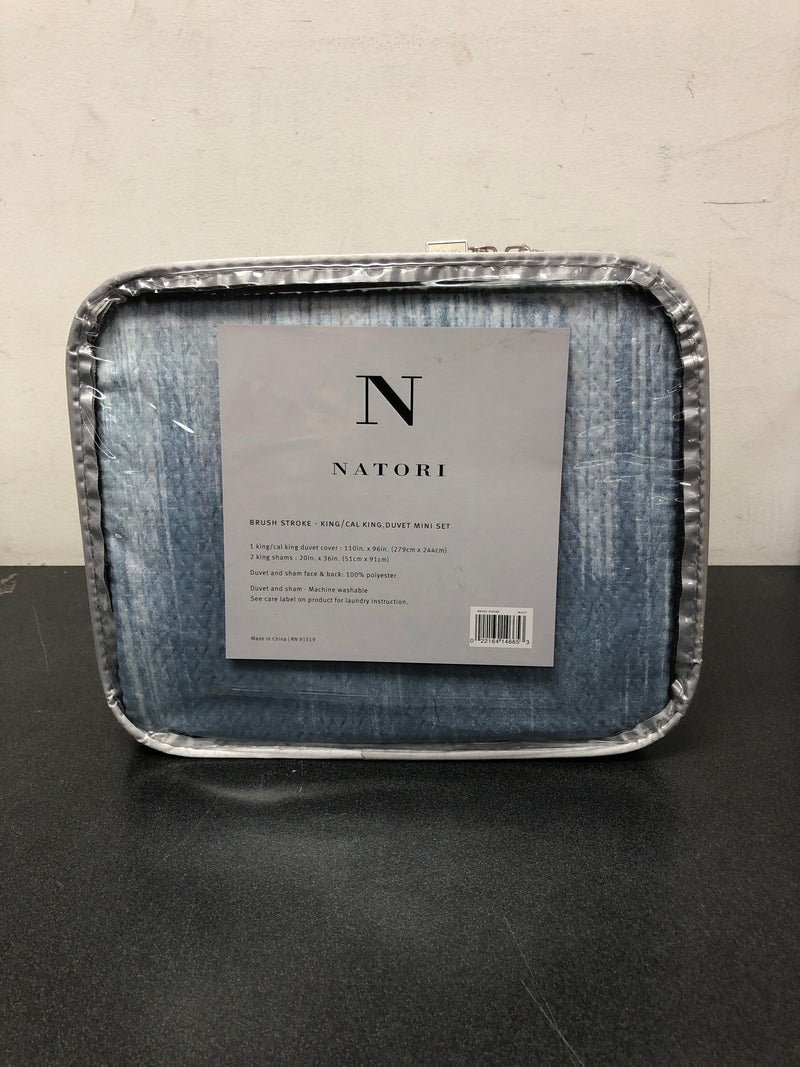N Natori Brush Stroke Reversible Duvet Set Abstract Styling, Embossed Seersucker Design, All Season, Breathable Oversized Comforter Cover Bedding, Shams, King(110"x96") Blue 4 Piece