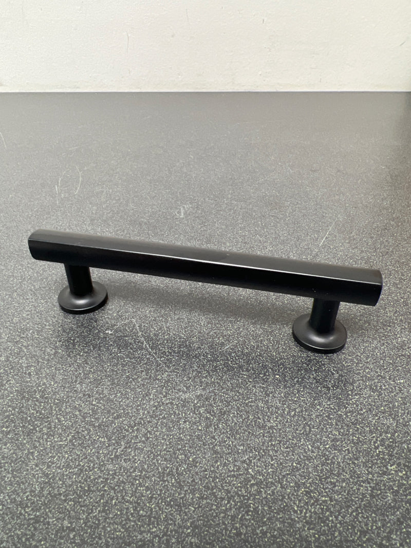 Emtek 86454US19 Freestone 4 Inch Center to Center Bar Cabinet Pull from the Urban Modern Collection - Flat Black