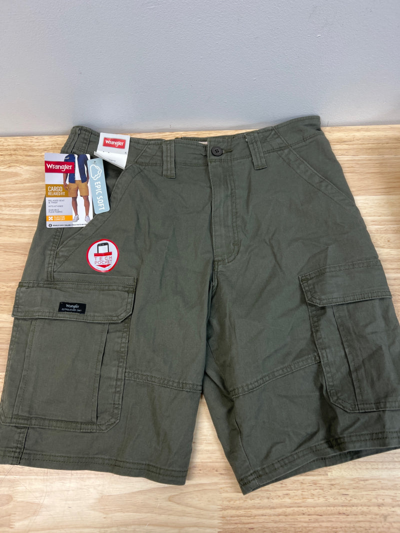 Olive green 10" relaxed fit flex cargo shorts - 32