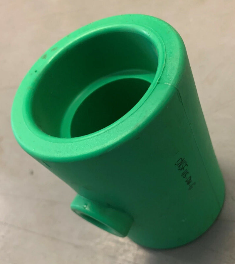 AQUATHERM 0113552 GREEN PIPE FITTING 2" x 2" x 1/2" REDUCING TEE SOCKET MOLDED