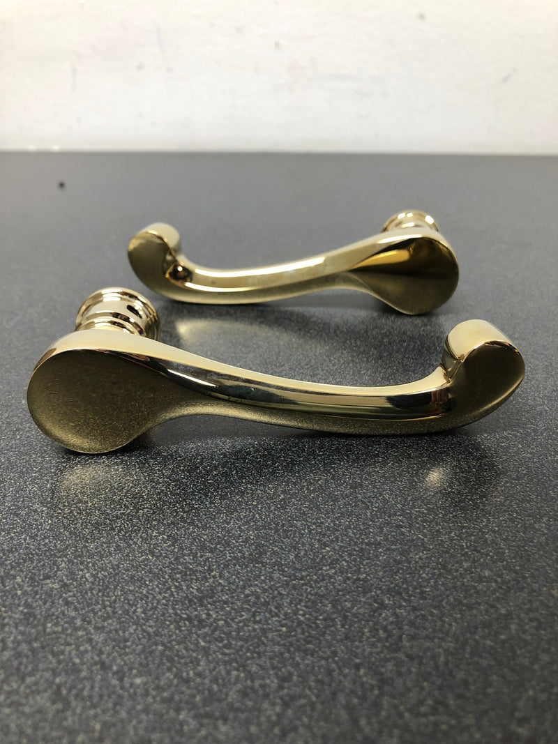 Baldwin 5445V003FD 5445V Non-Turning Two-Sided Dummy Door Lever Set with 5048 Rose from the Estate Collection - Lifetime Polished Brass