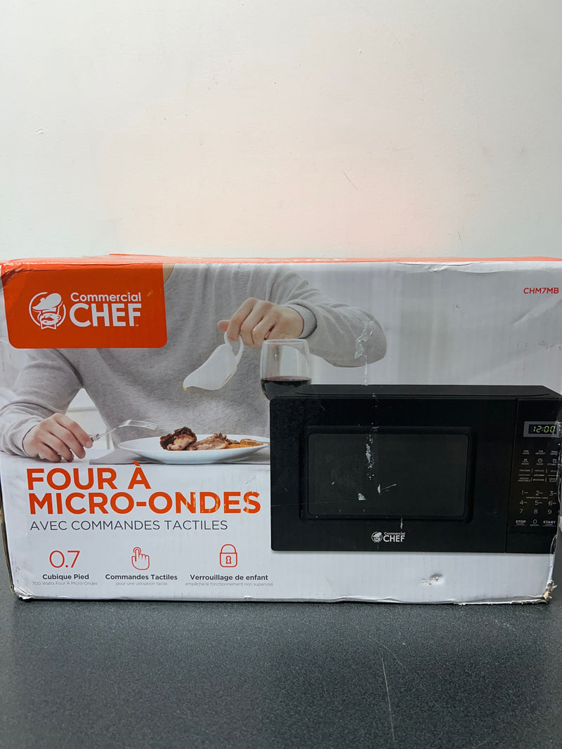 Commercial chef CHM7MB 17.3 in. W 0.7 cu. ft. 700-Watt Countertop Microwave Oven in Black