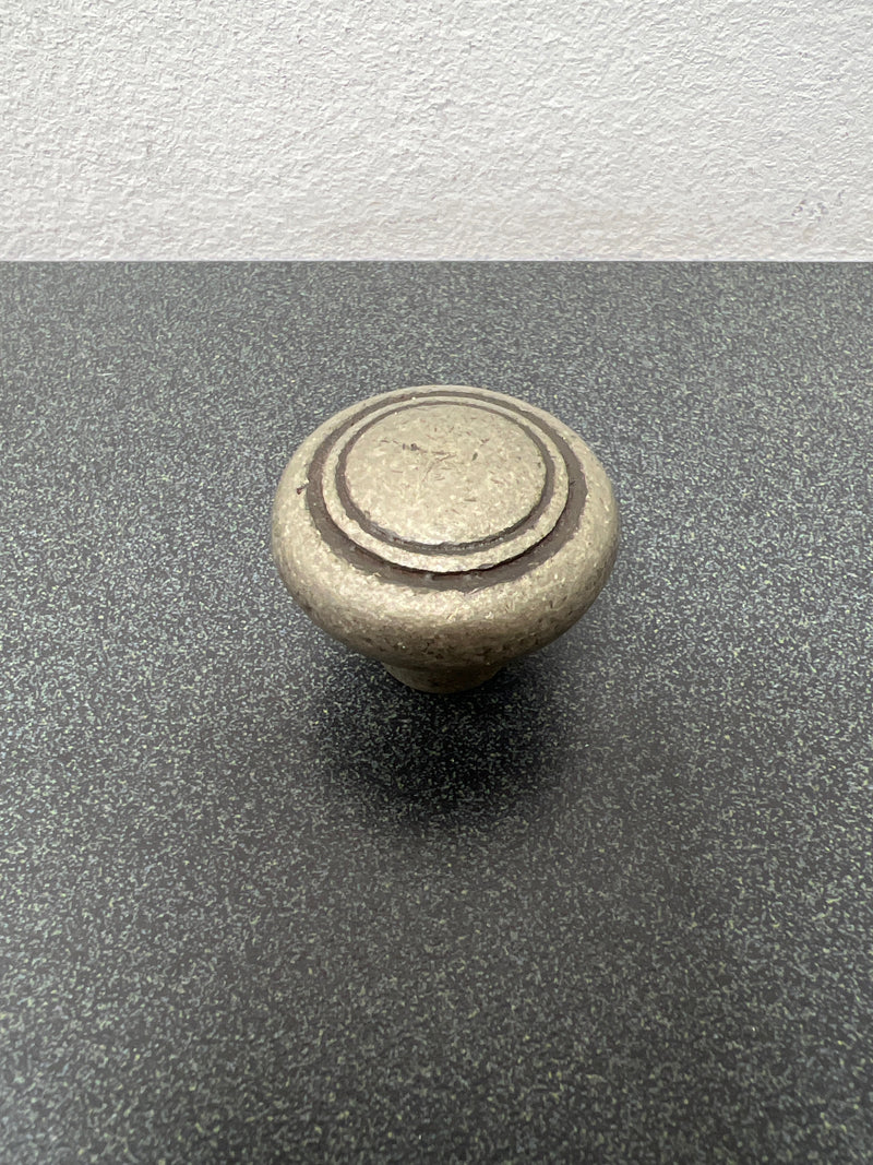 Laurey 51878 cabinet hardware 1-3/8-inch nantucket knob, weathered antique bronze