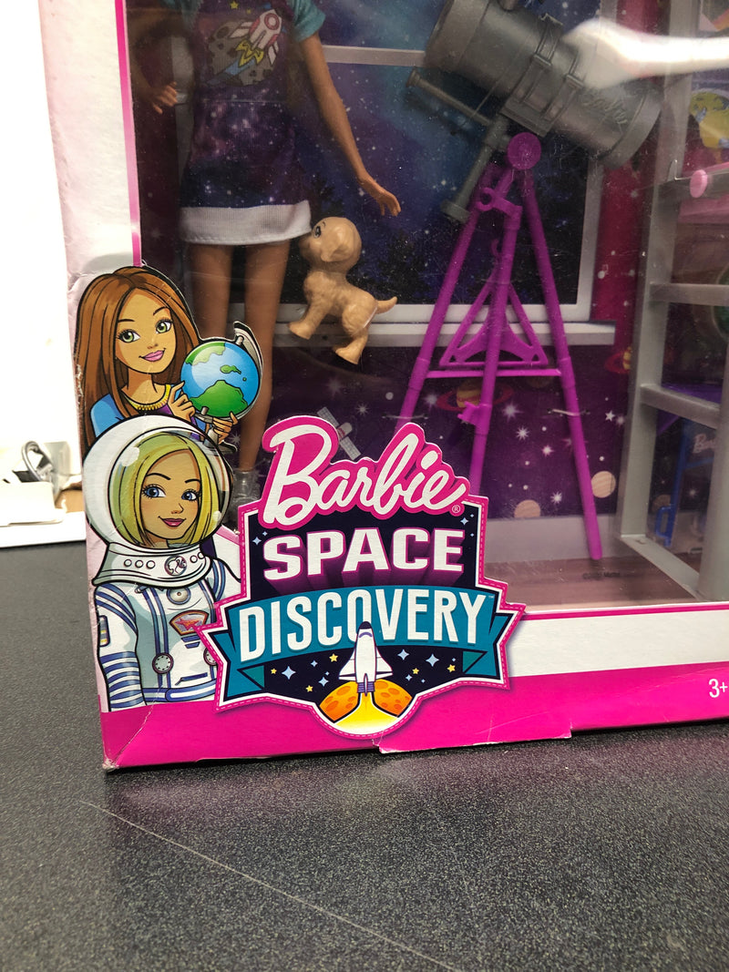 Barbie space discovery stacie doll & bedroom playset