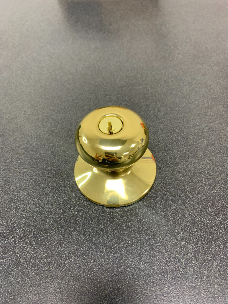 Schlage F51APLY605FLARH Plymouth Right handed Single Cylinder Keyed Entry Door Knob Exterior with Flair Lever Interior - Bright Brass