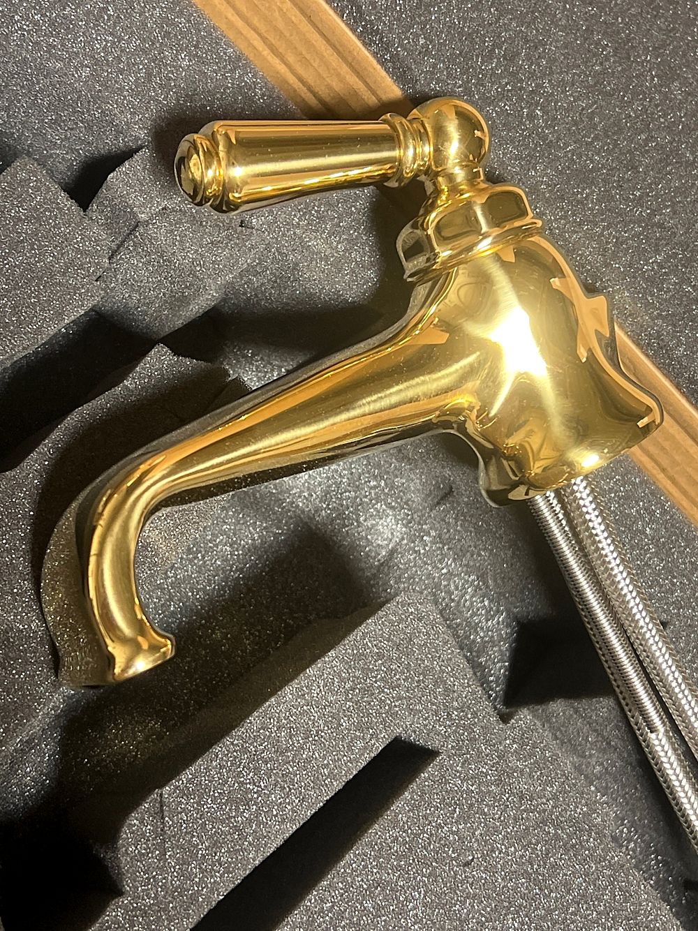 Polished brass bathroom faucet from Zokos inventory